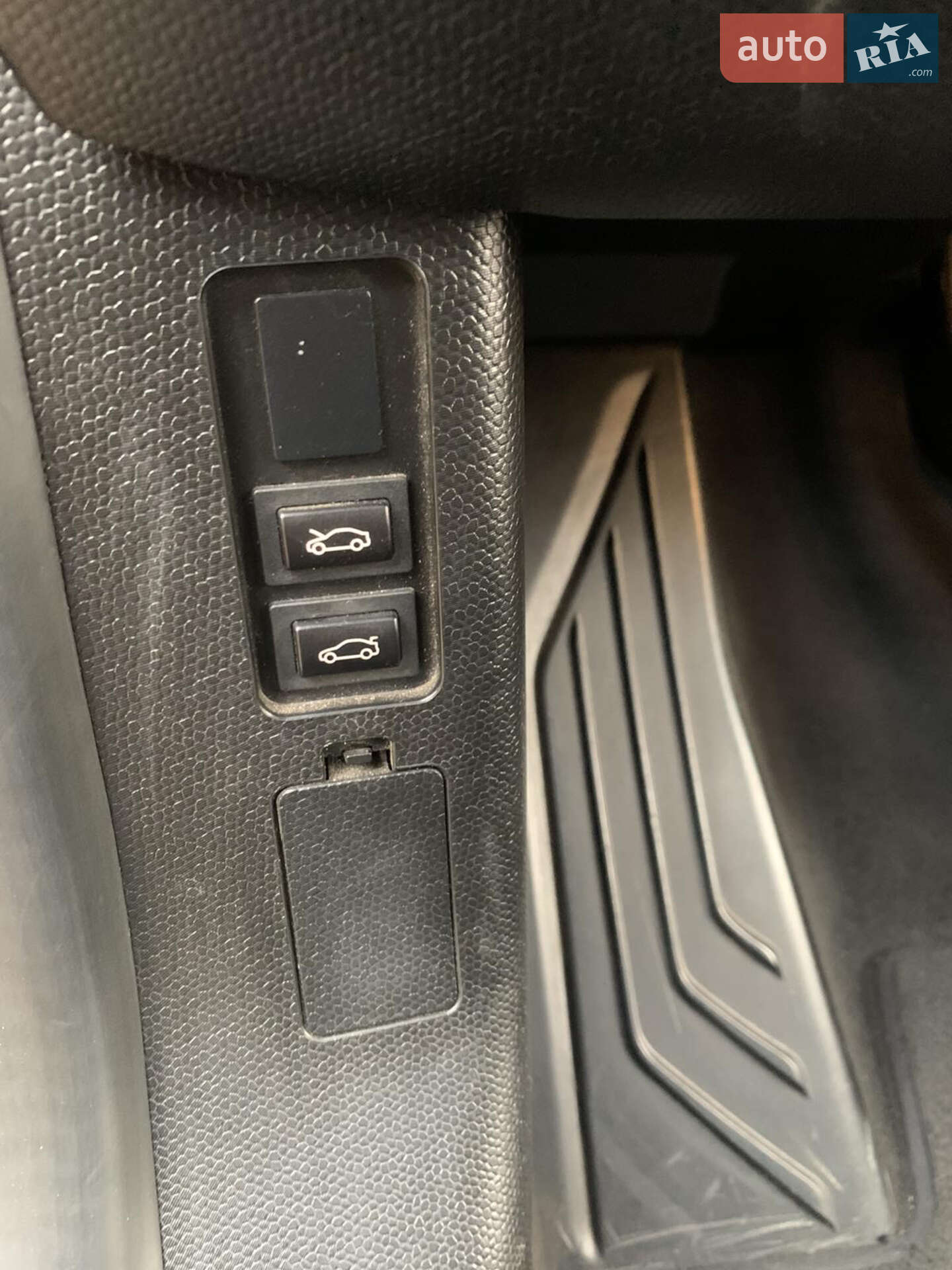 BMW I3 2015 VIN WBY1Z2C58FV555351 фото оголошення 18 з 26