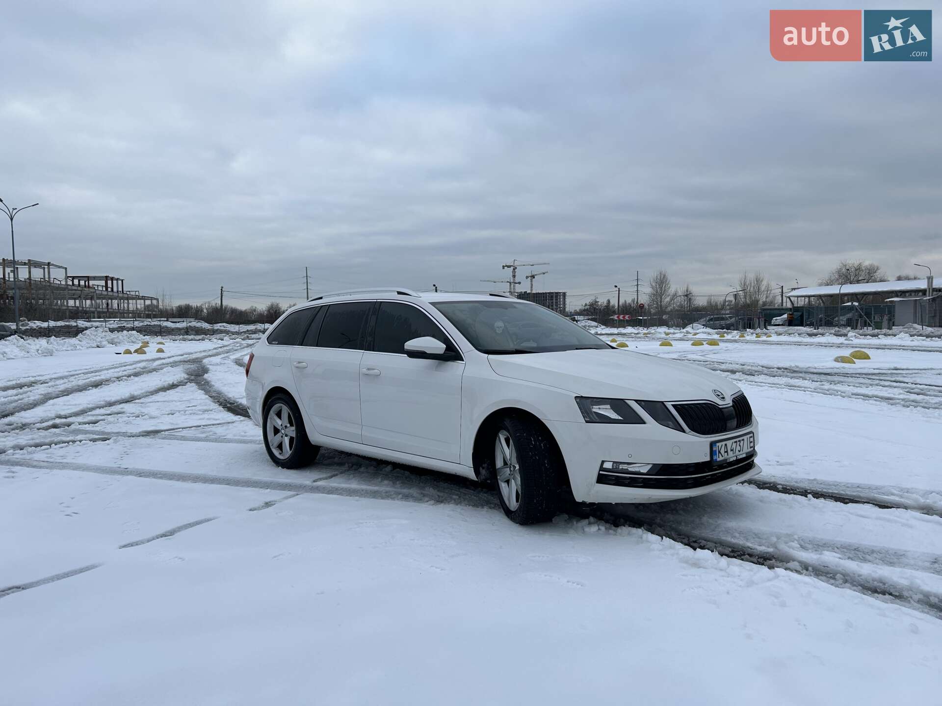 Skoda Octavia 2018 VIN TMBJJ7NE8J0040679 фото оголошення 2 з 47