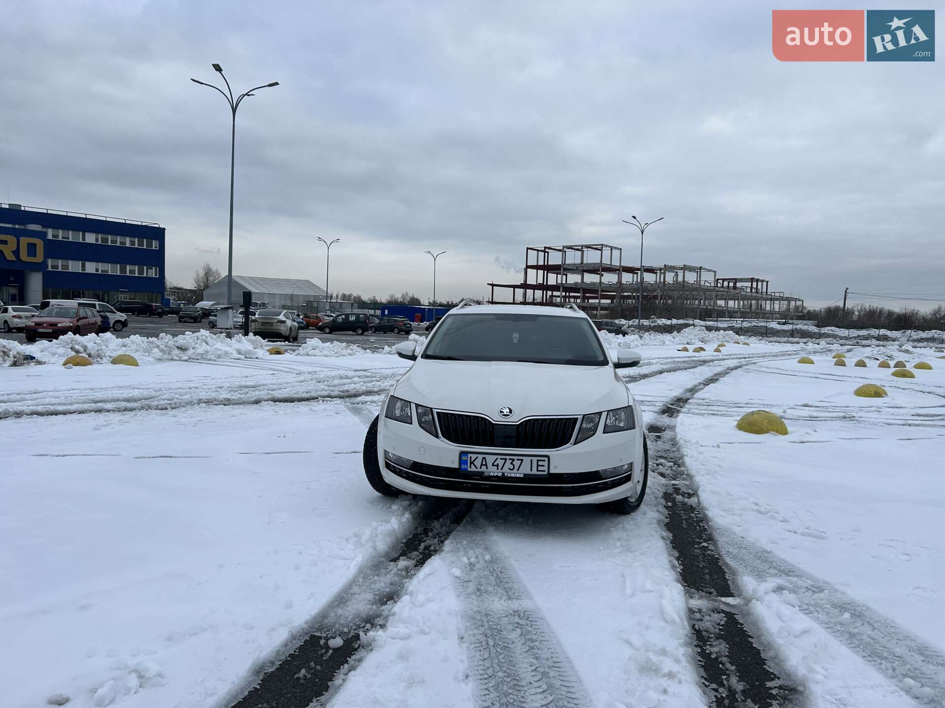 Skoda Octavia 2018 VIN TMBJJ7NE8J0040679 фото оголошення 4 з 47
