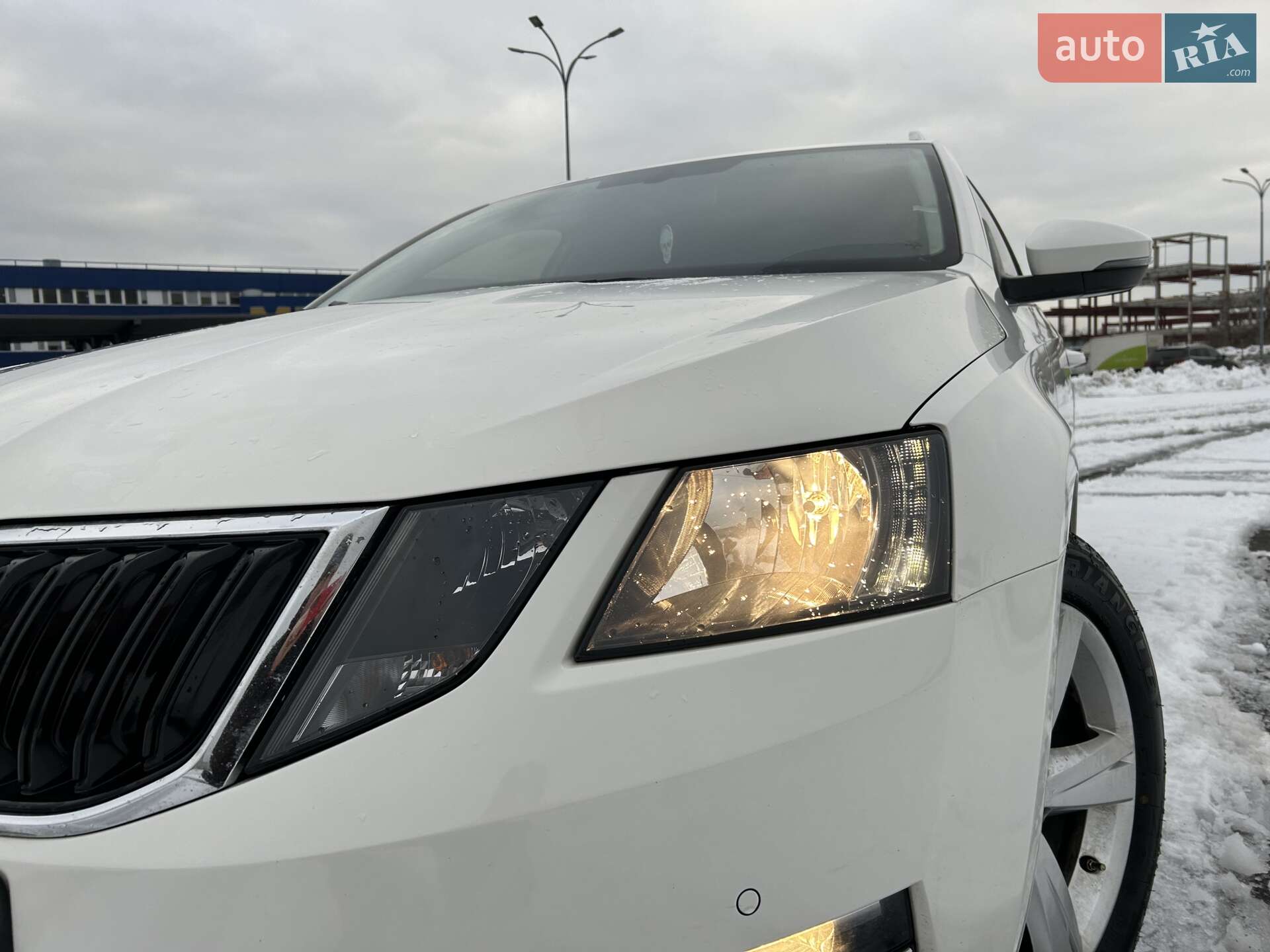Skoda Octavia 2018 VIN TMBJJ7NE8J0040679 фото оголошення 28 з 47