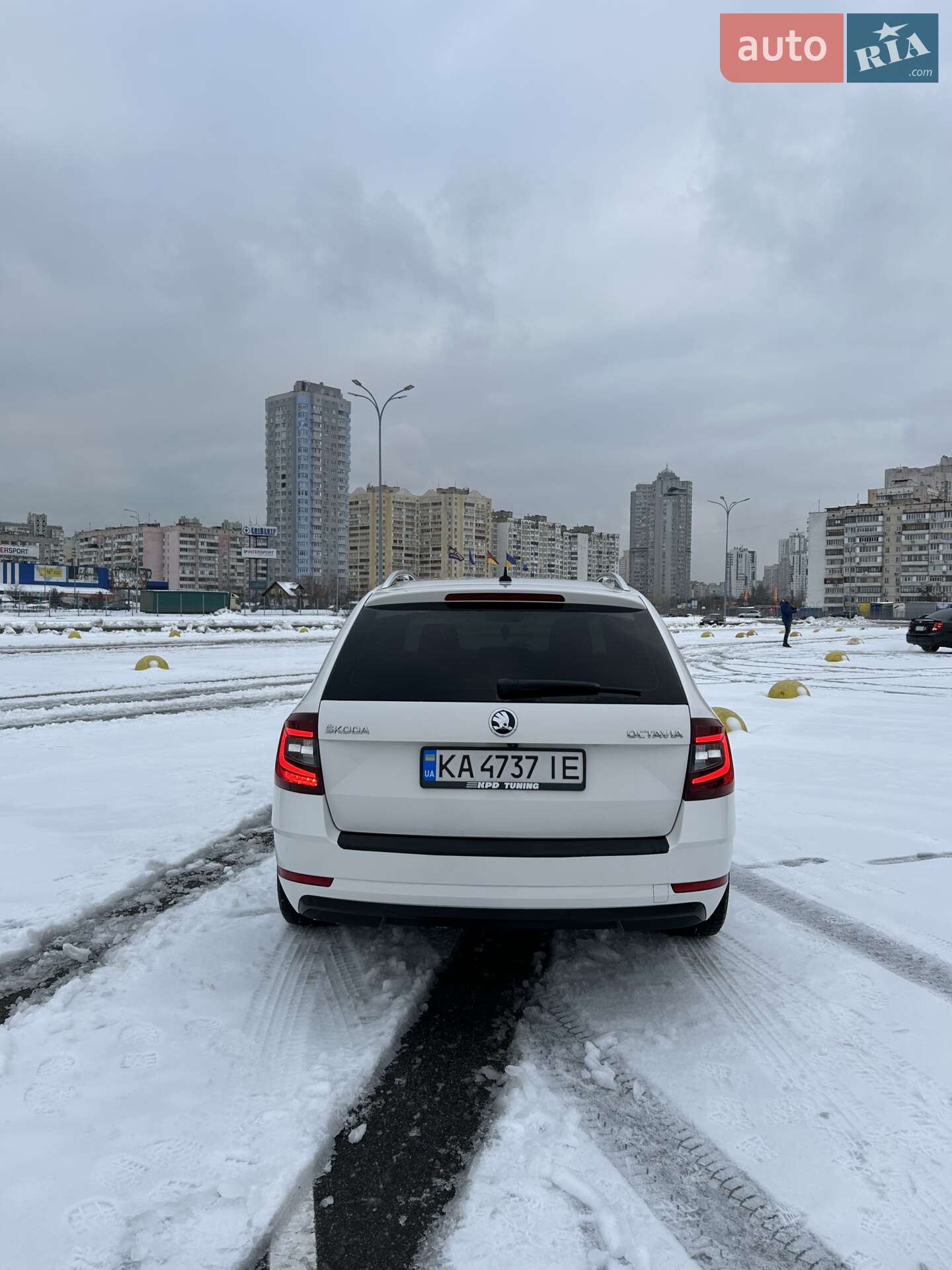 Skoda Octavia 2018 VIN TMBJJ7NE8J0040679 фото оголошення 30 з 47