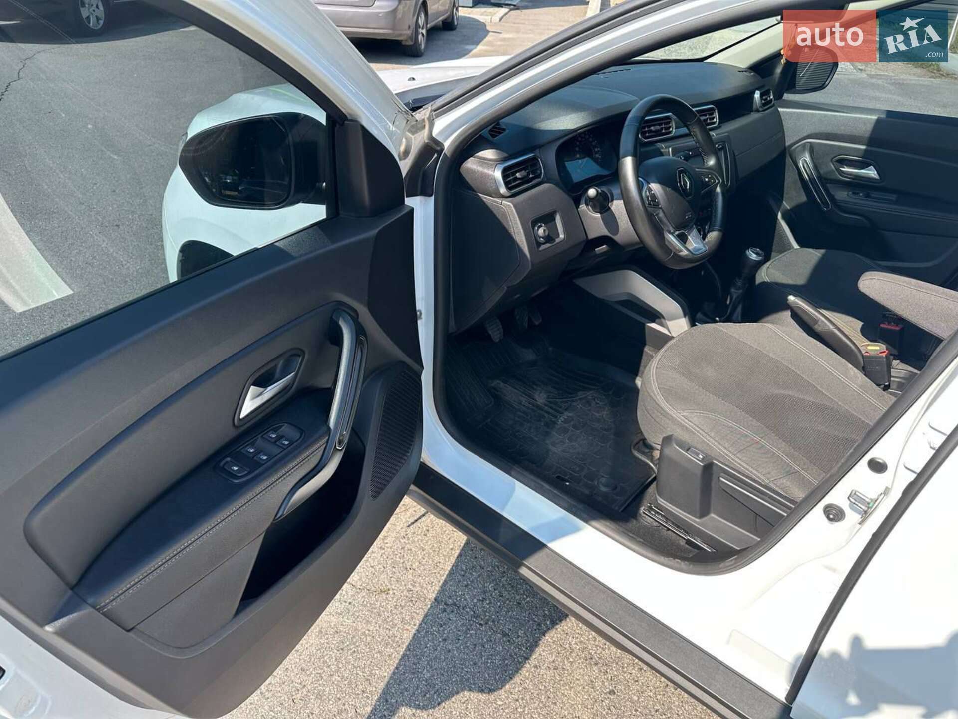 Renault Duster 2018 VIN VF1HJD40861810155 фото оголошення 13 з 21