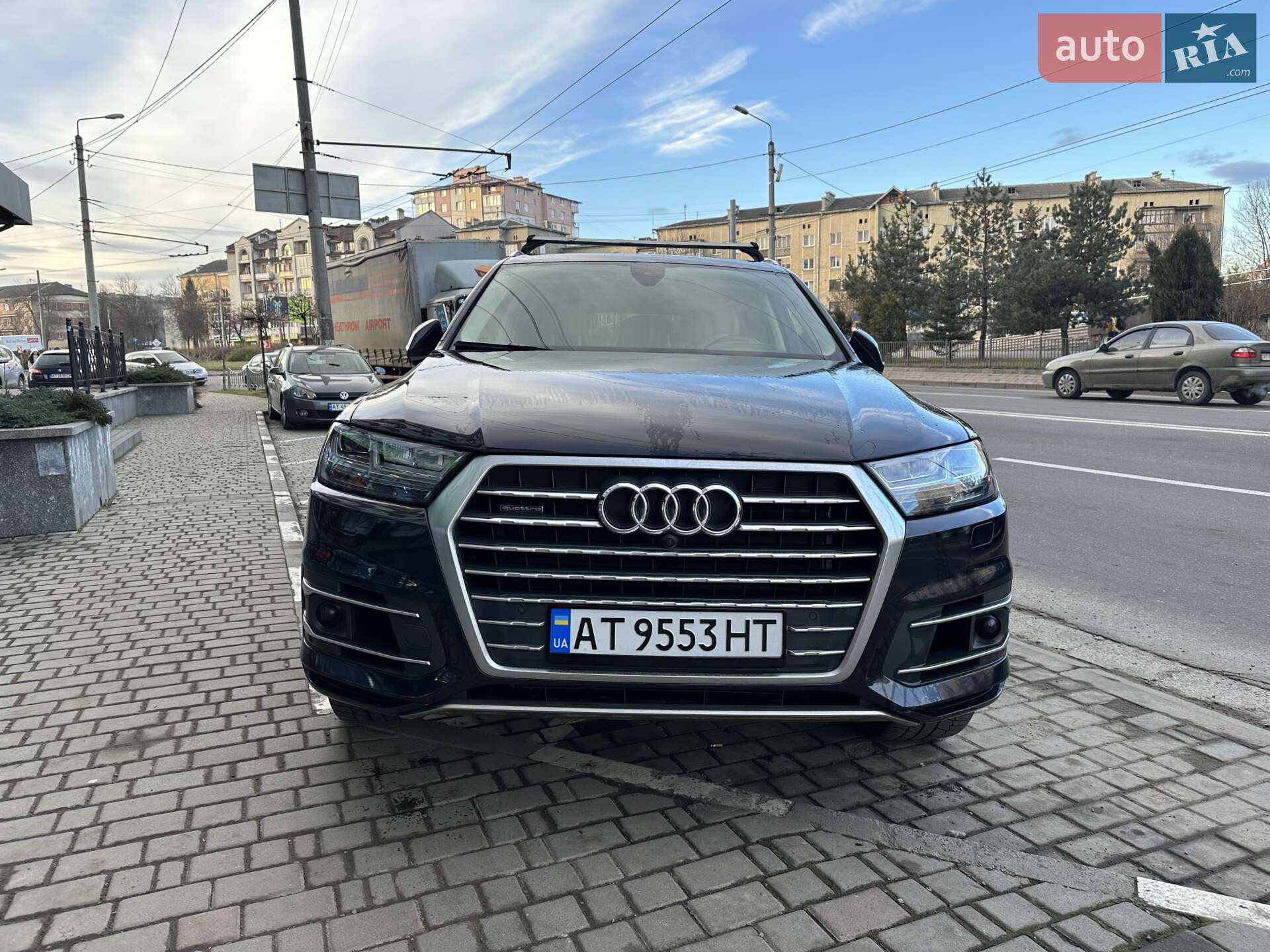 Audi Q7 2016 VIN WA1VAAF79HD027659 фото оголошення 36 з 38