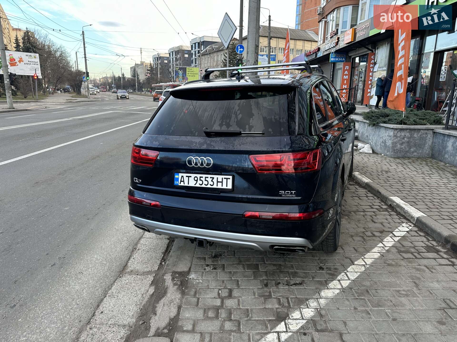 Audi Q7 2016 VIN WA1VAAF79HD027659 фото оголошення 37 з 38