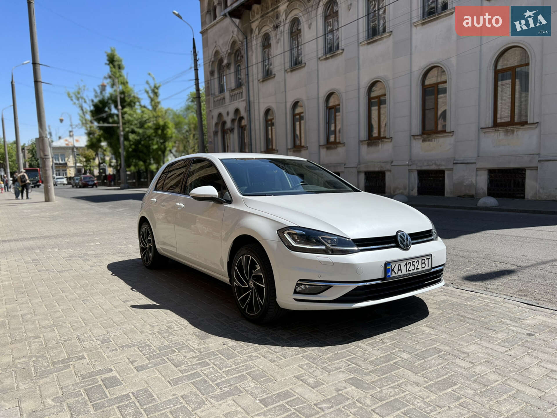 Volkswagen Golf 2020 VIN WVWZZZAUZLW137519 фото оголошення 8 з 11