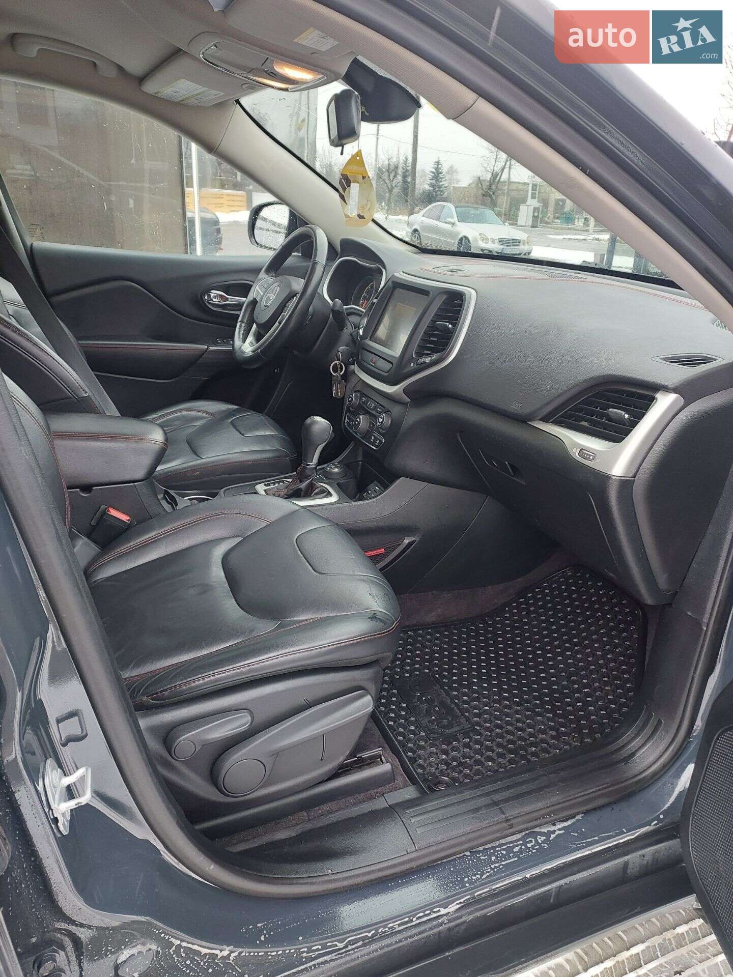 Jeep Cherokee 2016 VIN 1C4PJMBS1GW277653 фото оголошення 13 з 28