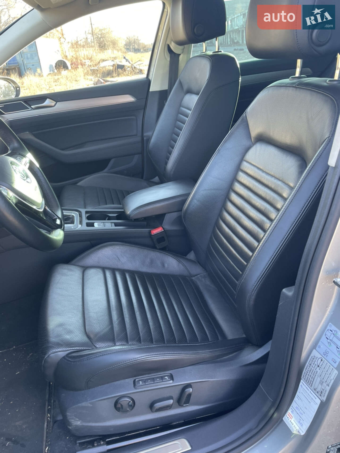 Volkswagen Passat 2014 VIN WVWZZZ3CZFE400335 фото оголошення 12 з 41