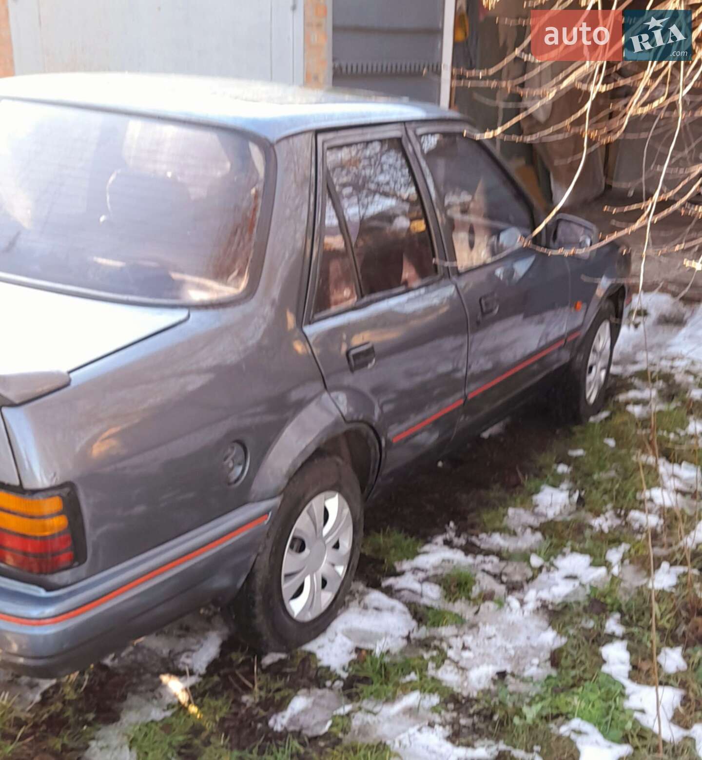 Ford Orion 1989 VIN WF0FXXGCAFKP59337 фото оголошення 10 з 11