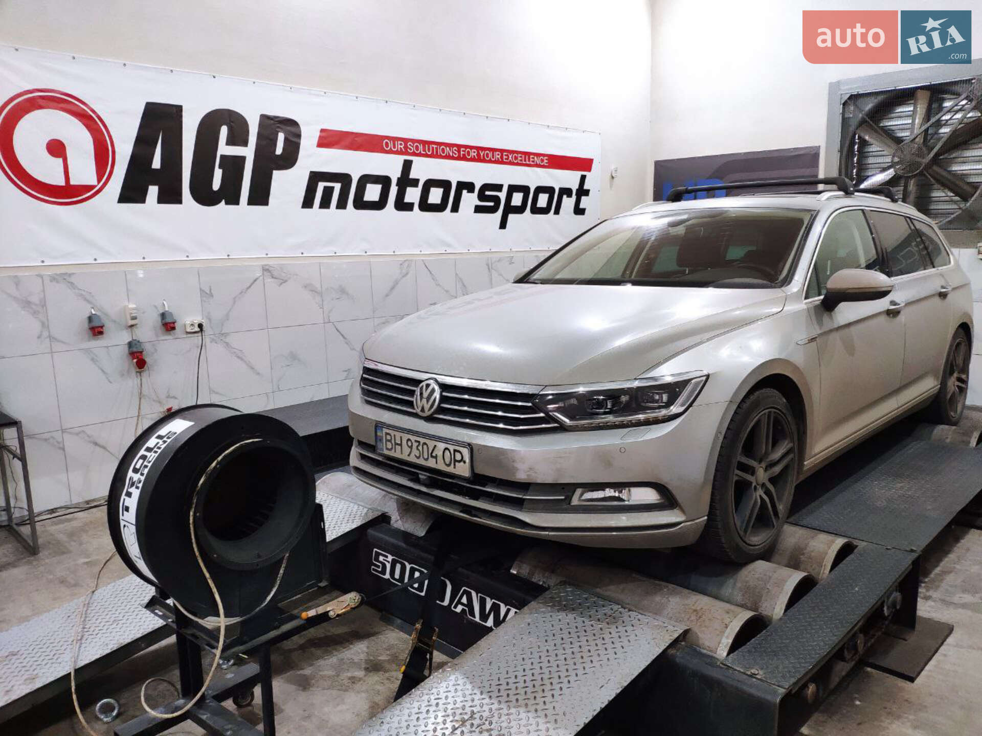 Volkswagen Passat 2014 VIN WVWZZZ3CZFE400335 фото оголошення 40 з 41