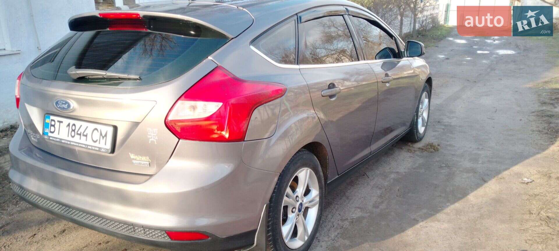 Ford Focus 2013 VIN WF0KXXGCBKDP32400 фото оголошення 5 з 44