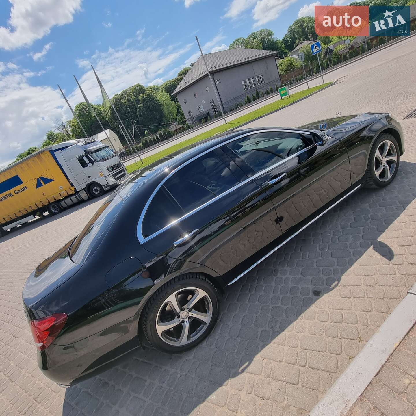 Mercedes-Benz E-Class 2016 VIN WDD2130431A133407 фото оголошення 13 з 17