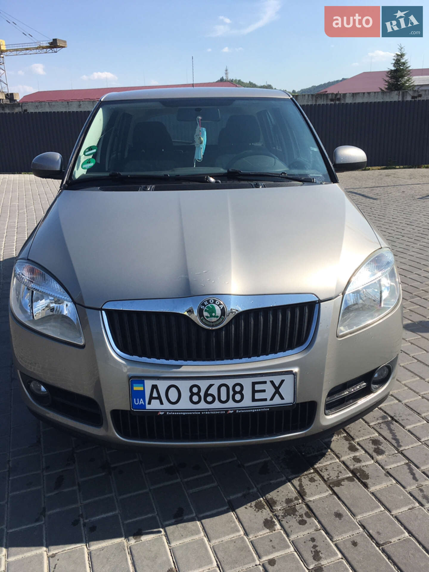 Skoda Fabia 2009 VIN TMBGH25J883176910 фото оголошення 2 з 7
