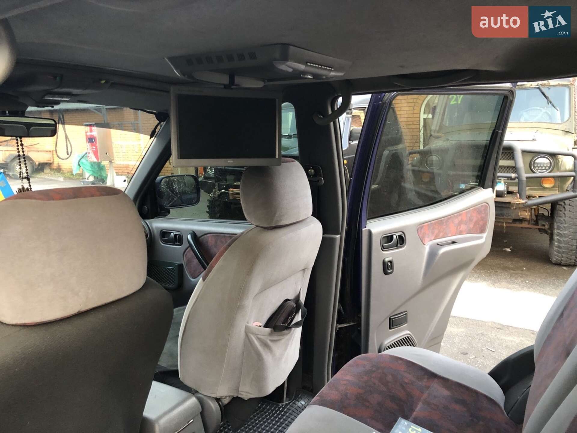 Nissan Terrano II 1996 VIN VSKTBUR20U0285025 фото оголошення 2 з 14