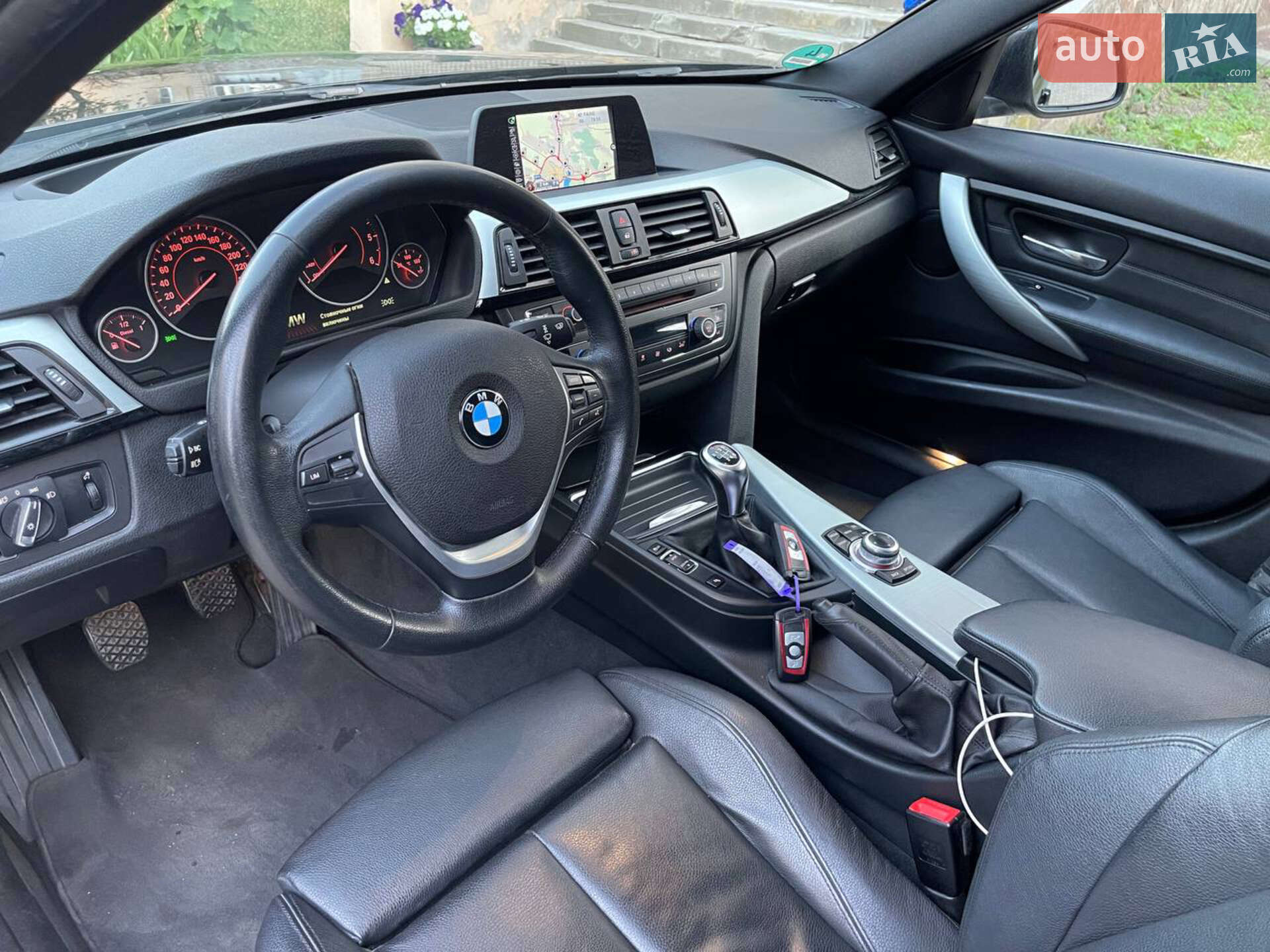 BMW 3 Series 2014 VIN WBA3K31010F750587 фото оголошення 40 з 58