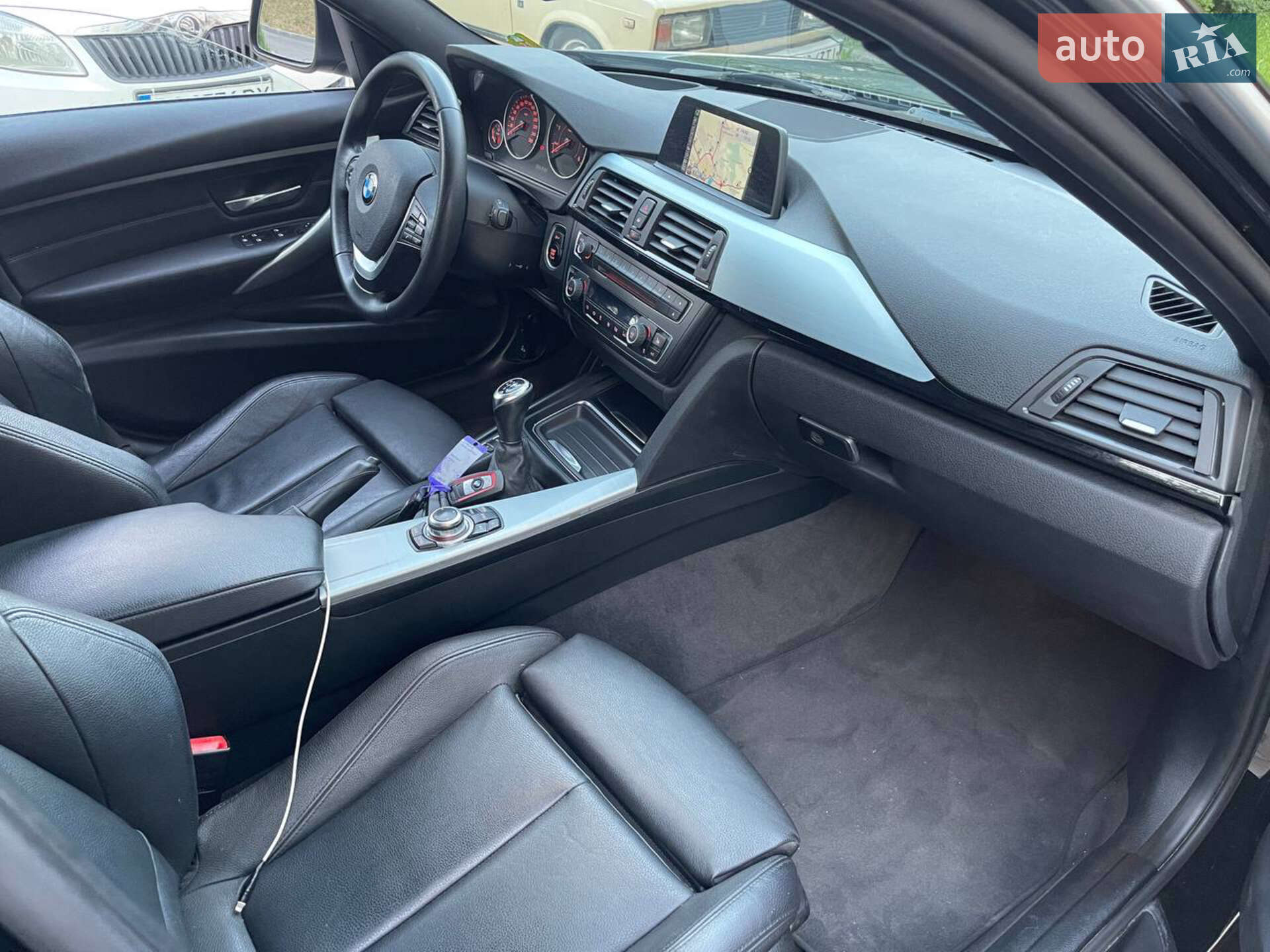 BMW 3 Series 2014 VIN WBA3K31010F750587 фото оголошення 43 з 58