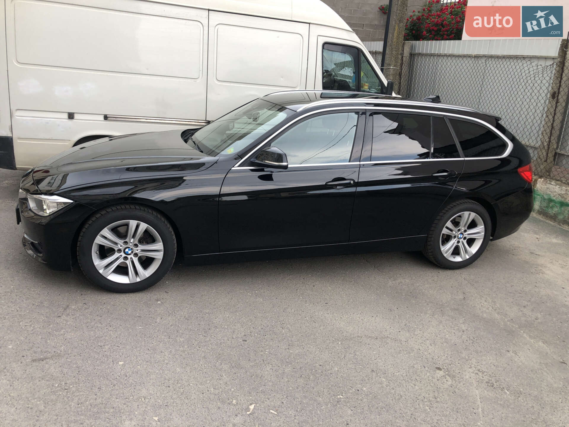 BMW 3 Series 2014 VIN WBA3K31010F750587 фото оголошення 39 з 58