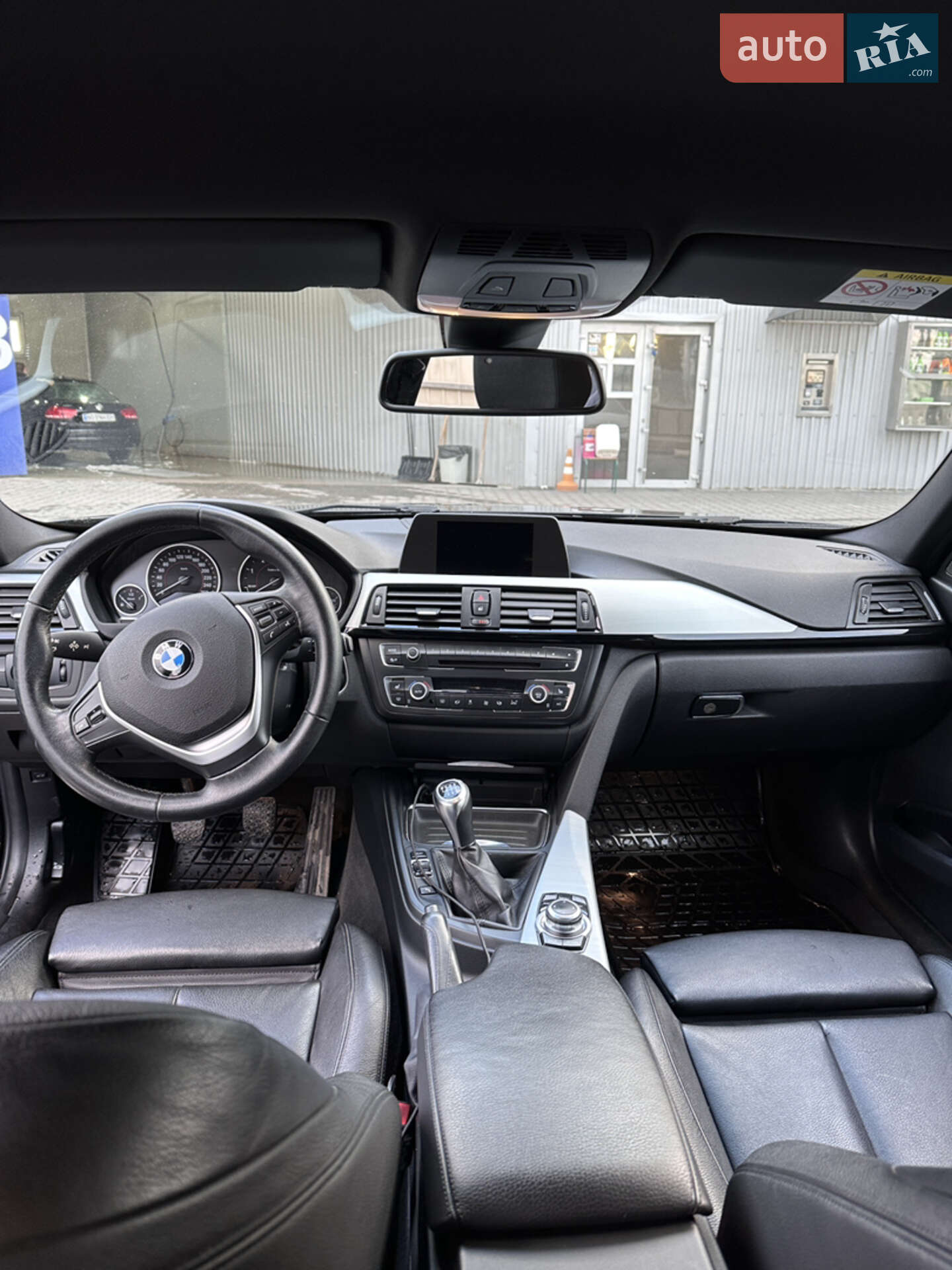 BMW 3 Series 2014 VIN WBA3K31010F750587 фото оголошення 45 з 58
