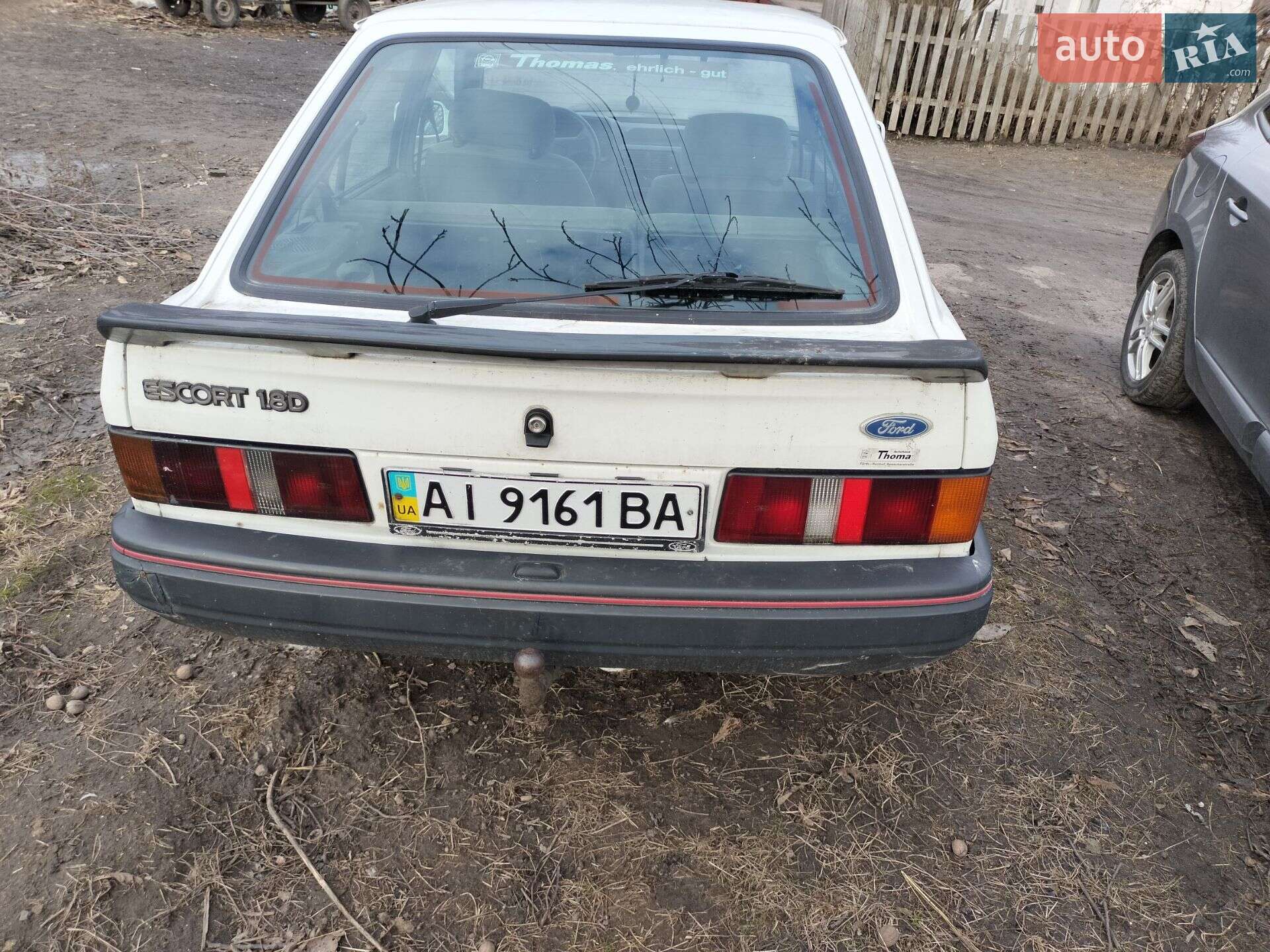Ford Escort 1989 VIN WF0AXXGCAAKM36239 фото оголошення 4 з 8
