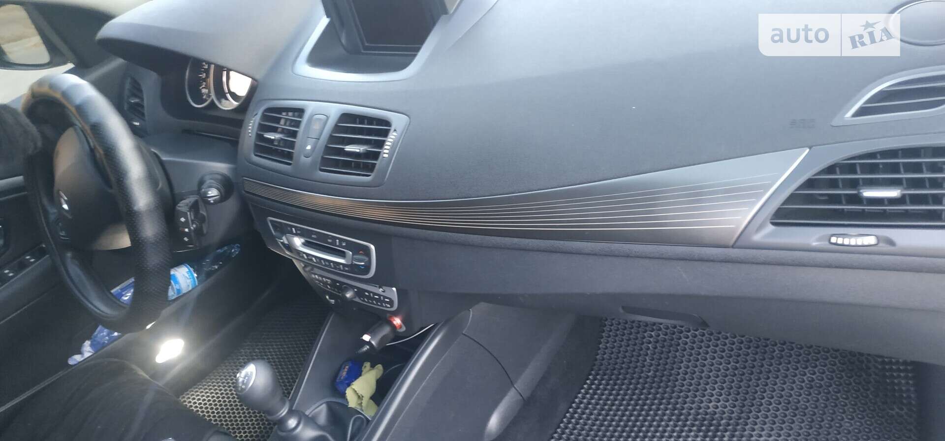 Renault Megane 2009 VIN VF1KZ1V0642390781 фото оголошення 8 з 21
