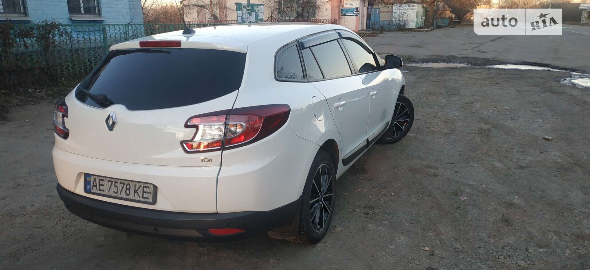 Renault Megane 2009 VIN VF1KZ1V0642390781 фото оголошення 6 з 21
