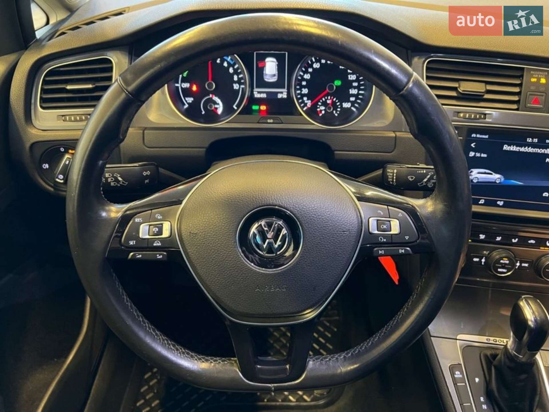 Volkswagen e-Golf 2015 VIN WVWZZZAUZFW912034 фото оголошення 25 з 31
