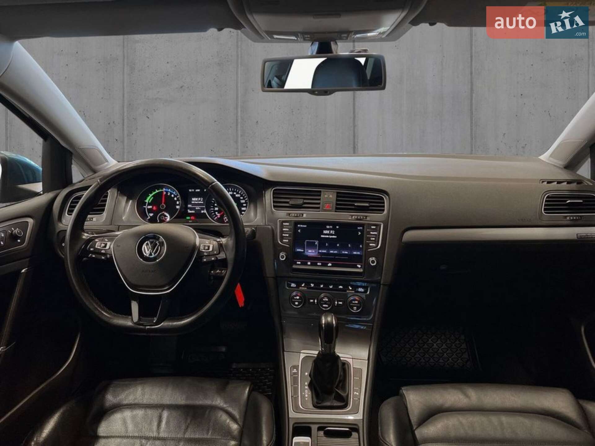 Volkswagen e-Golf 2015 VIN WVWZZZAUZFW912034 фото оголошення 29 з 31
