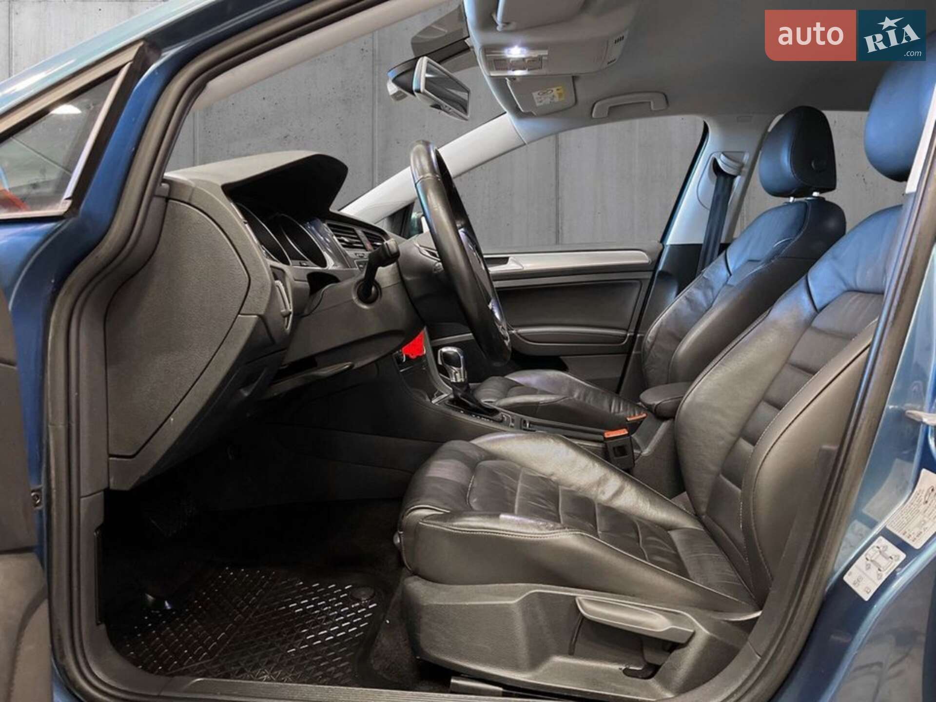 Volkswagen e-Golf 2015 VIN WVWZZZAUZFW912034 фото оголошення 31 з 31