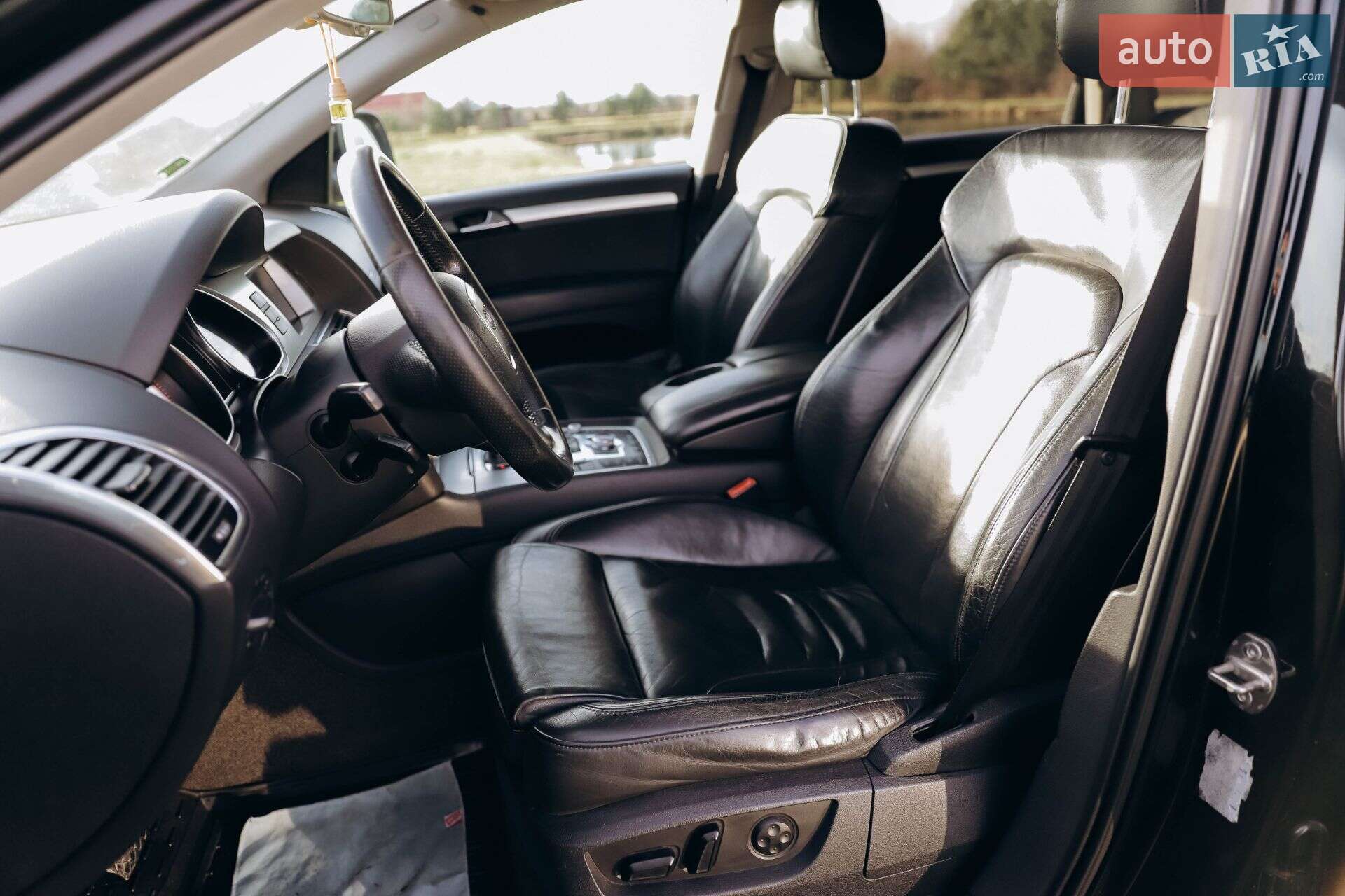 Audi Q7 2008 VIN Y79ZZZ4L480C46470 фото оголошення 5 з 63