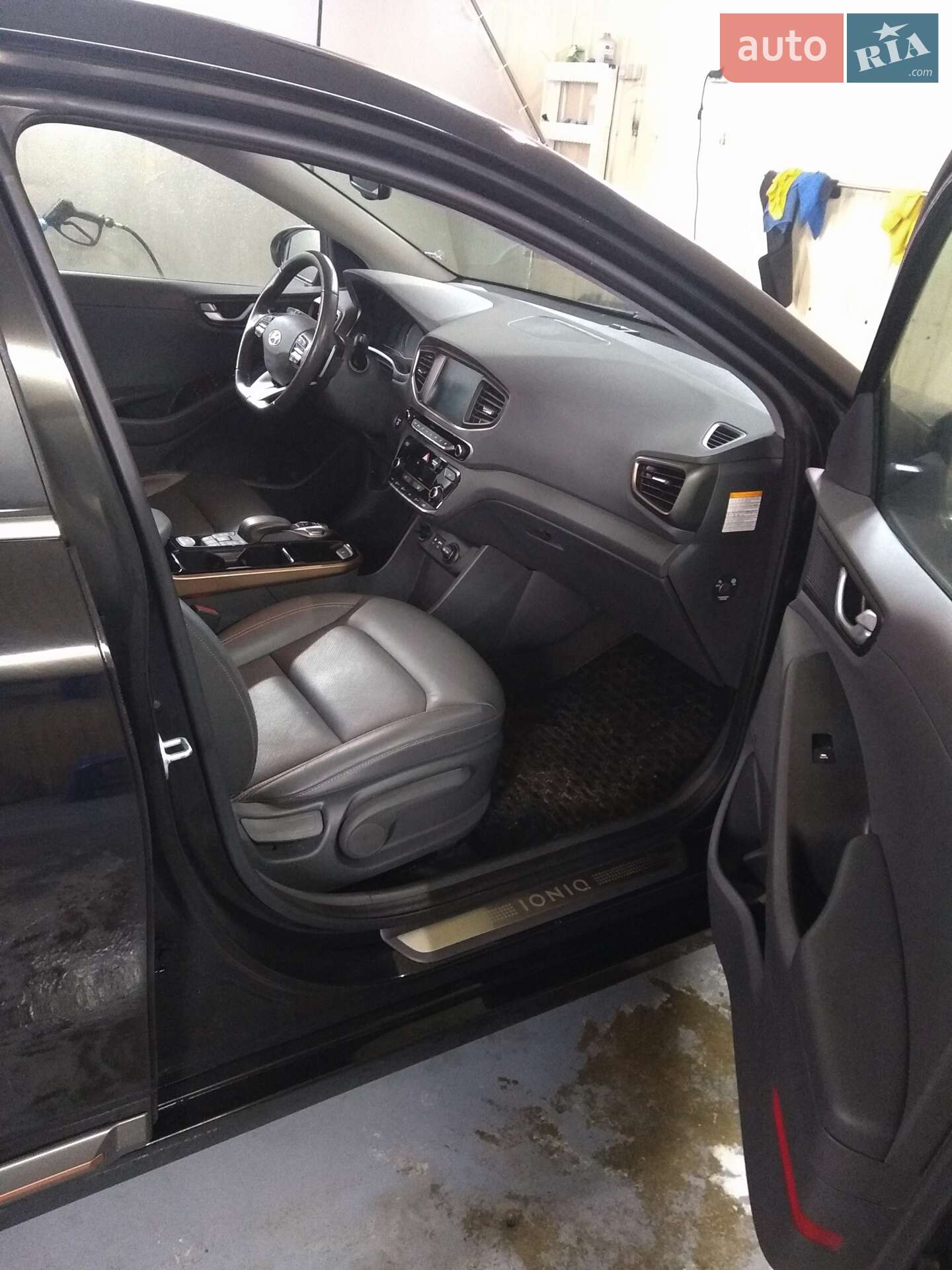 Hyundai Ioniq 2017 VIN KMHC851HFHU017056 фото оголошення 6 з 9