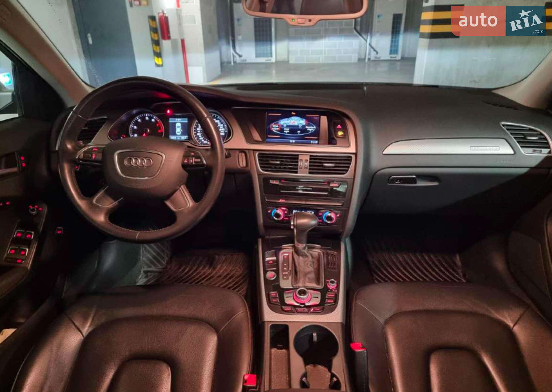Audi A4 2014 VIN WAUFFAFL6FN002456 фото оголошення 4 з 12