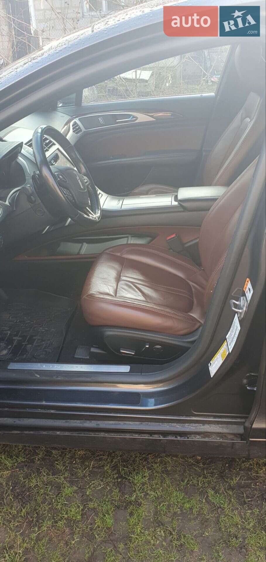 Lincoln MKZ 2017 VIN 3LN6L5FC9HR658875 фото оголошення 2 з 12