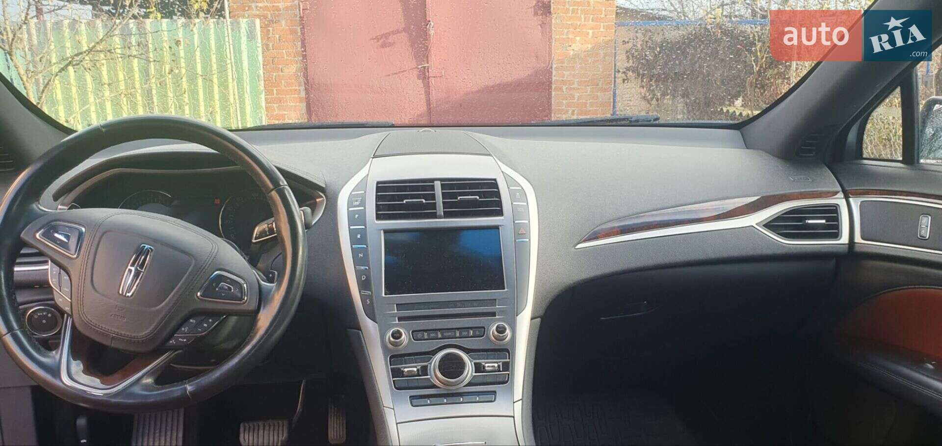 Lincoln MKZ 2017 VIN 3LN6L5FC9HR658875 фото оголошення 10 з 12