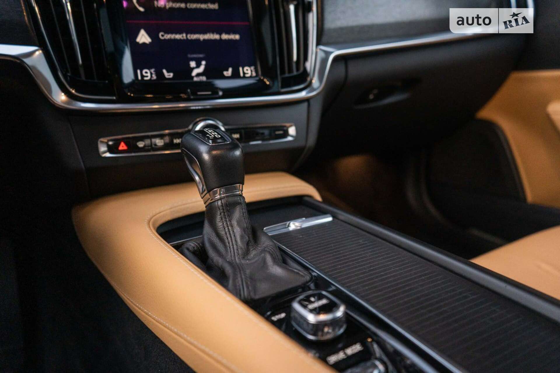 Volvo S90 2016 VIN YV1A22MK6H1010277 фото оголошення 56 з 60