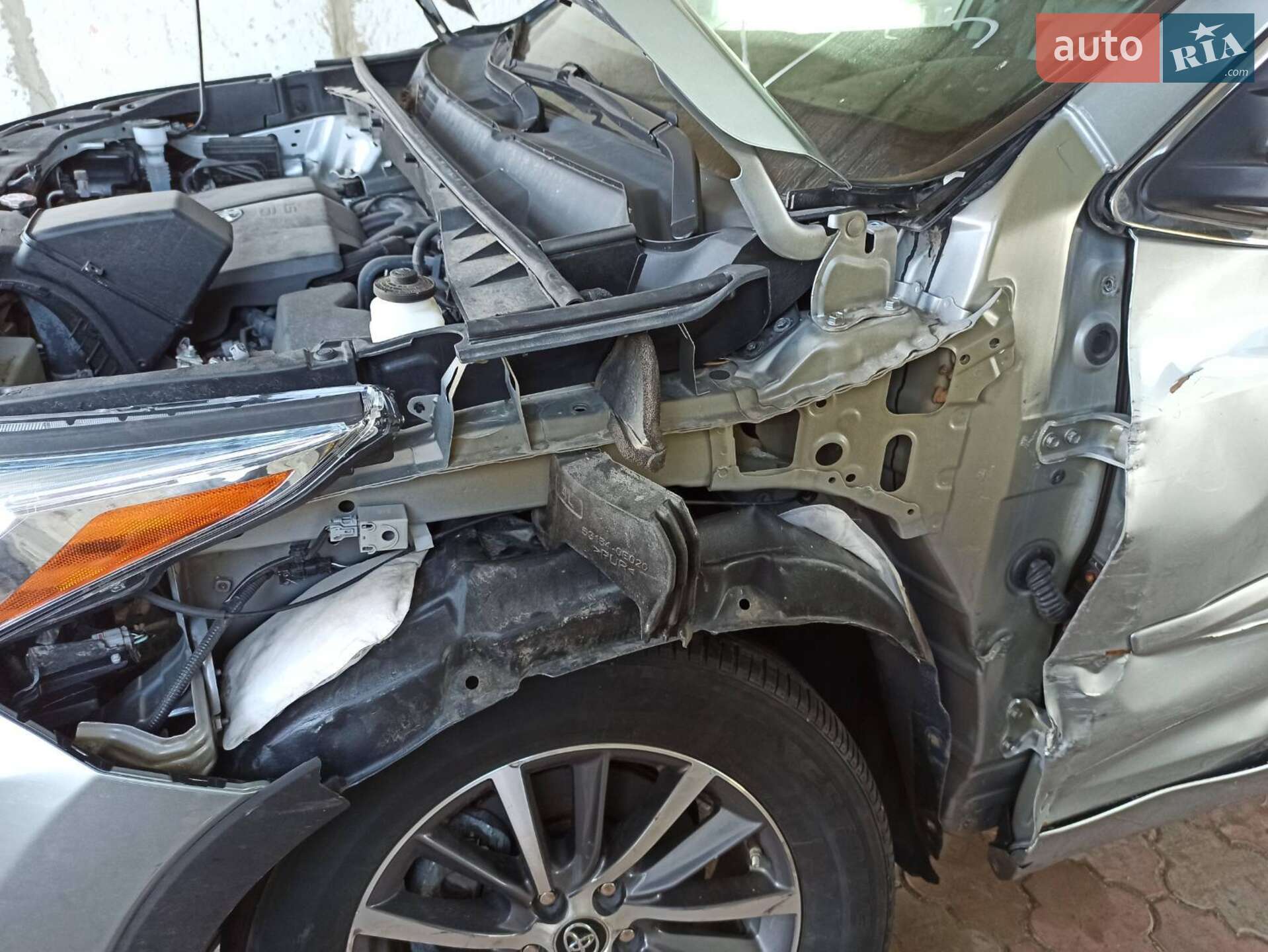 Toyota Highlander 2018 VIN 5TDJZRFH3JS850845 фото оголошення 17 з 17