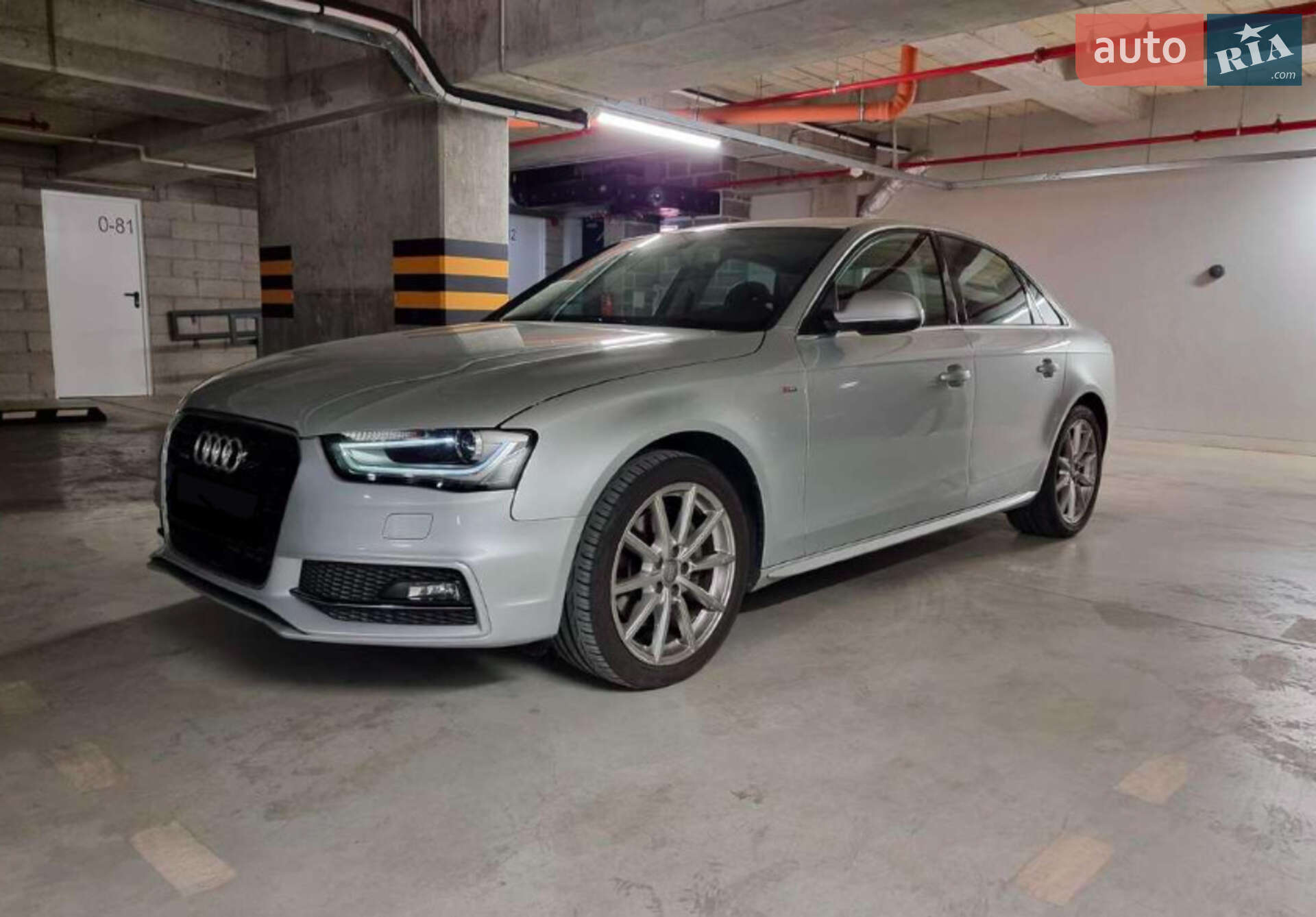 Audi A4 2014 VIN WAUFFAFL6FN002456 фото оголошення 2 з 16
