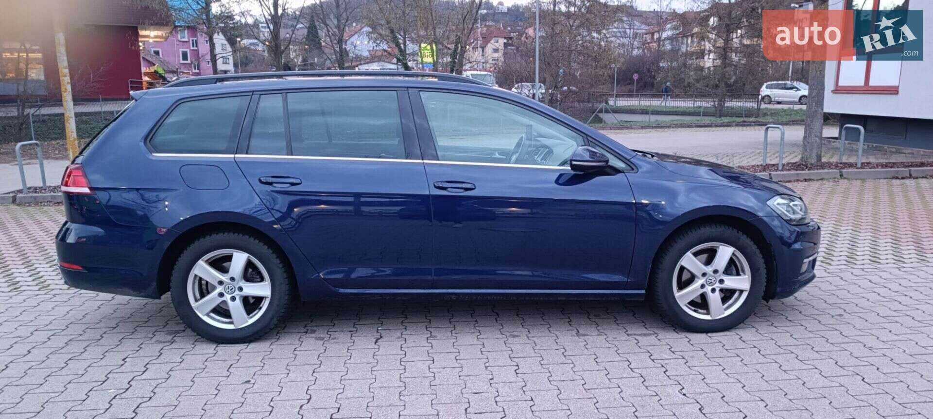 Volkswagen Golf 2017 VIN WVWZZZAUZJP552244 фото оголошення 107 з 120