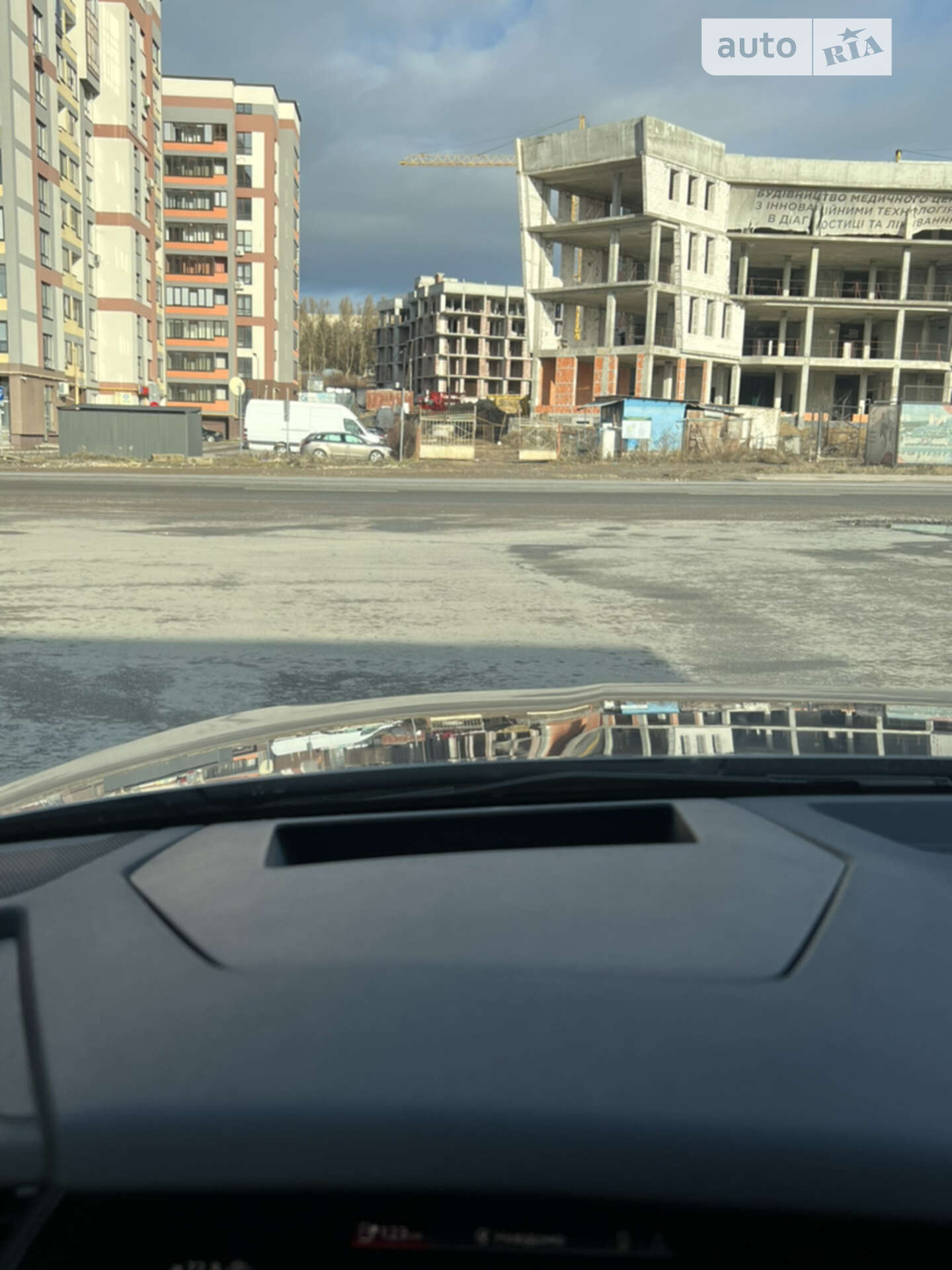Audi e-tron 2019 VIN WAUZZZGE0KB018795 фото оголошення 39 з 47