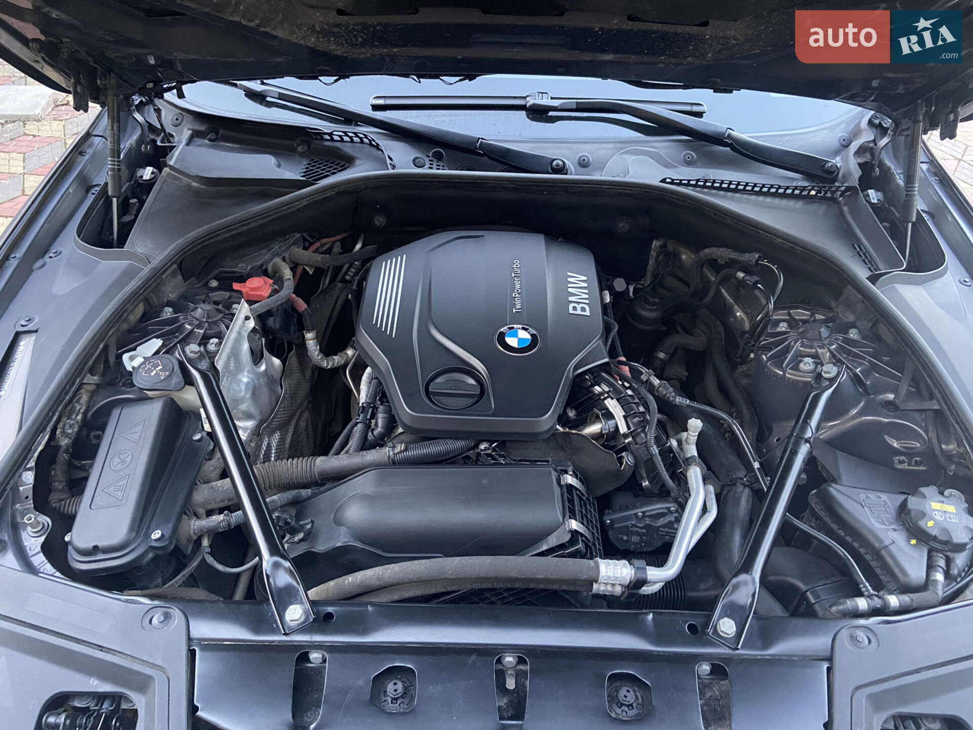 BMW 5 Series 2016 VIN WBA5E71010G568986 фото оголошення 20 з 47