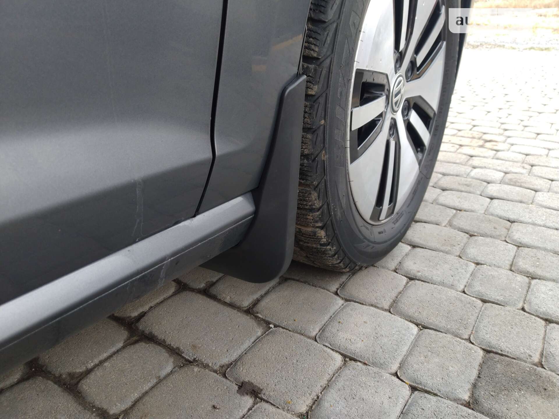 Volkswagen e-Golf 2018 VIN WVWZZZAUZKW901011 фото оголошення 15 з 46