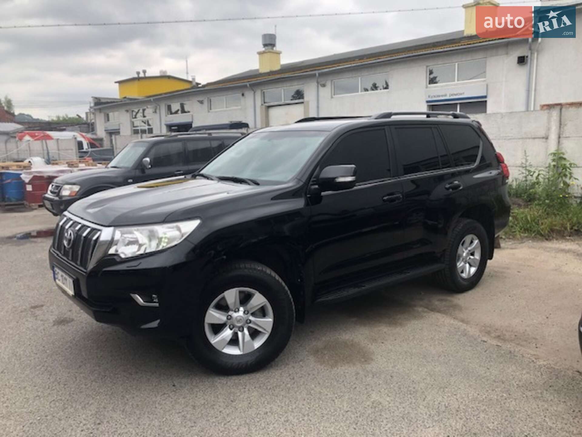 Toyota Land Cruiser Prado 2019 VIN JTEBU3FJ00K174410 фото оголошення 11 з 23
