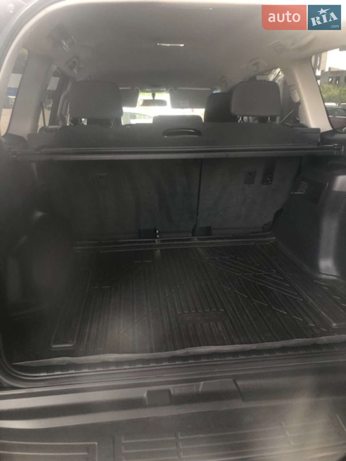 Toyota Land Cruiser Prado 2019 VIN JTEBU3FJ00K174410 фото оголошення 14 з 23