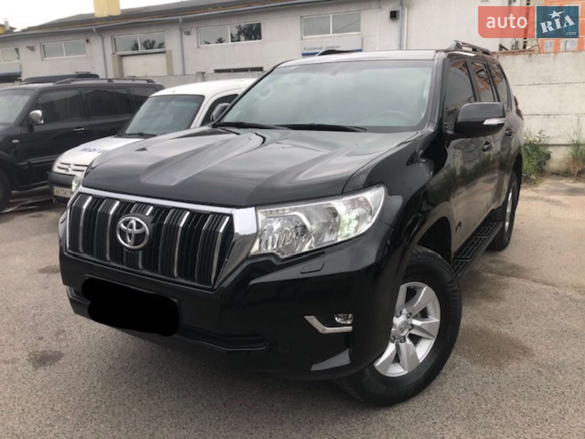 Toyota Land Cruiser Prado 2019 VIN JTEBU3FJ00K174410 фото оголошення 3 з 23