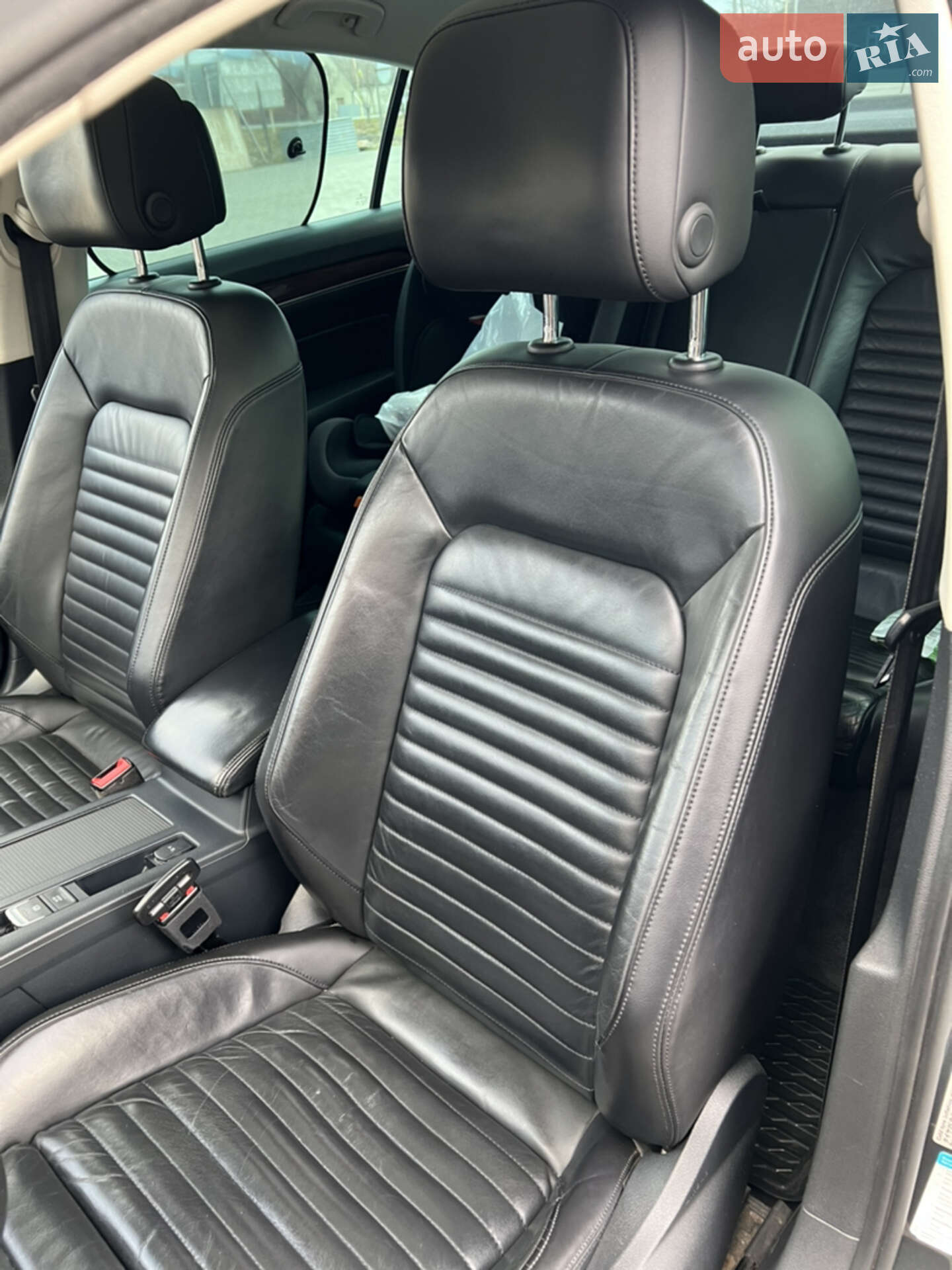 Volkswagen Passat 2015 VIN WVWZZZ3CZFE459564 фото оголошення 7 з 33