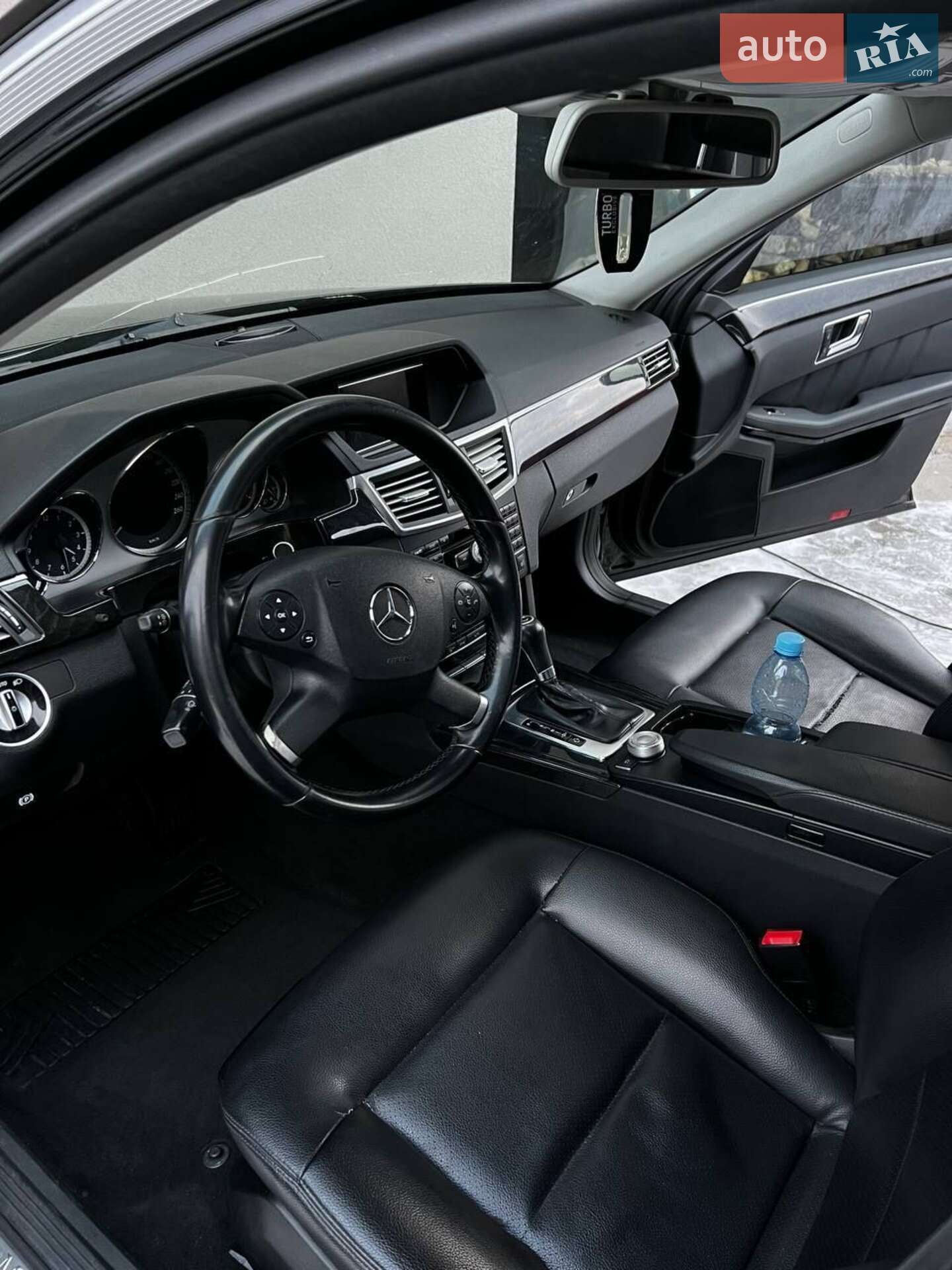 Mercedes-Benz E-Class 2011 VIN WDD2120411A513019 фото оголошення 6 з 15