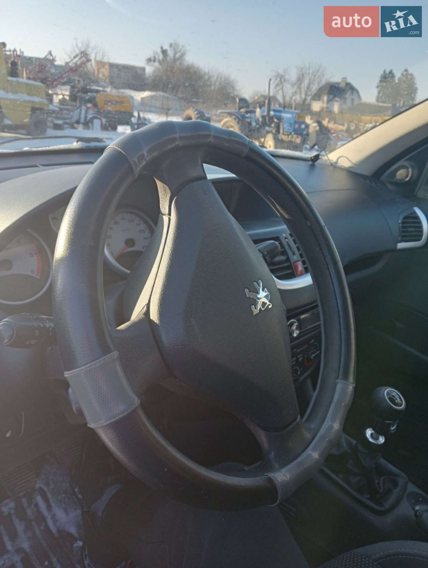 Peugeot 206 2009 VIN VF32M8HZA9Y014696 фото оголошення 6 з 11