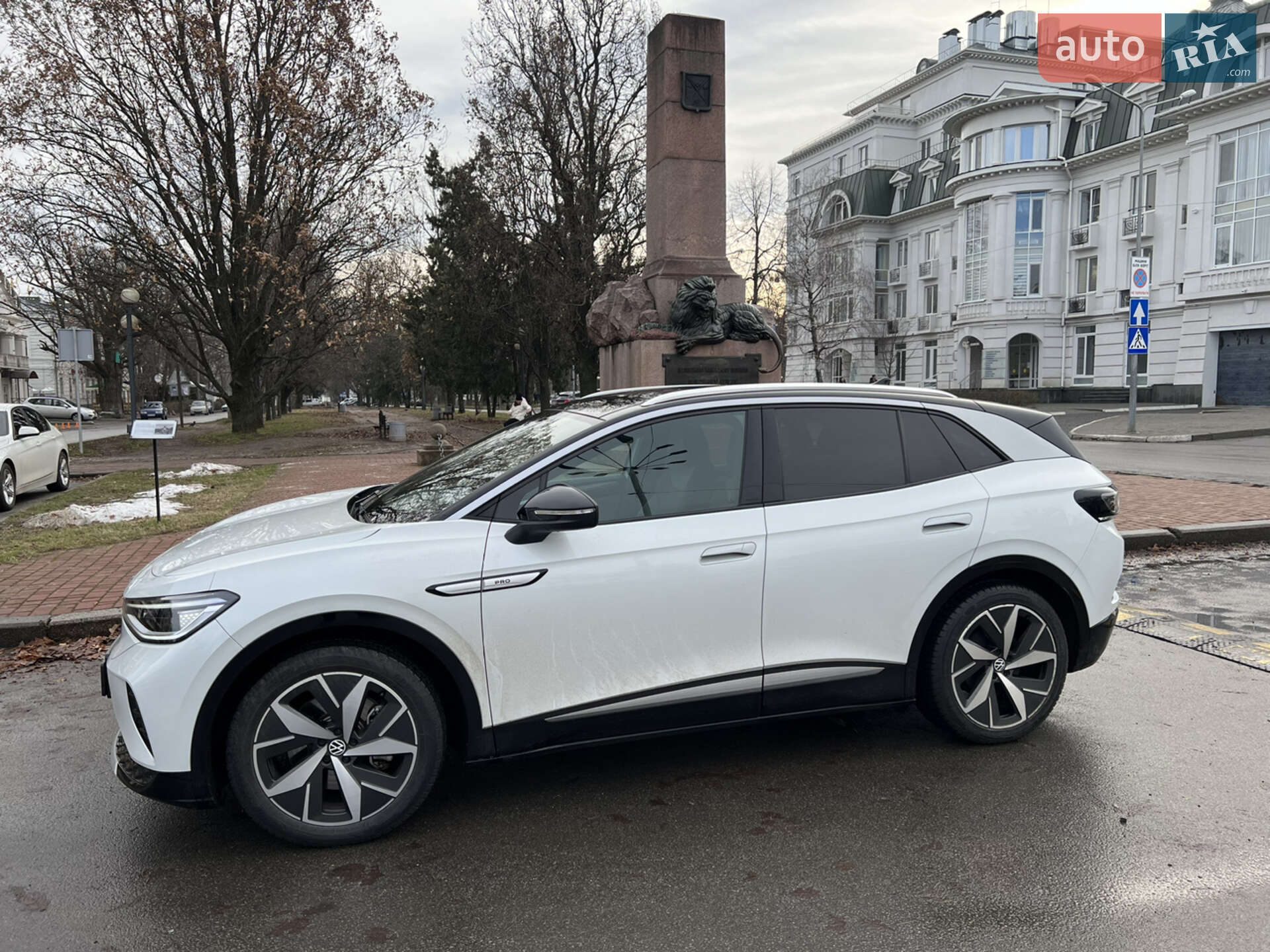 Volkswagen ID.4 2021 VIN LFVVB9E69M5010996 фото оголошення 3 з 3