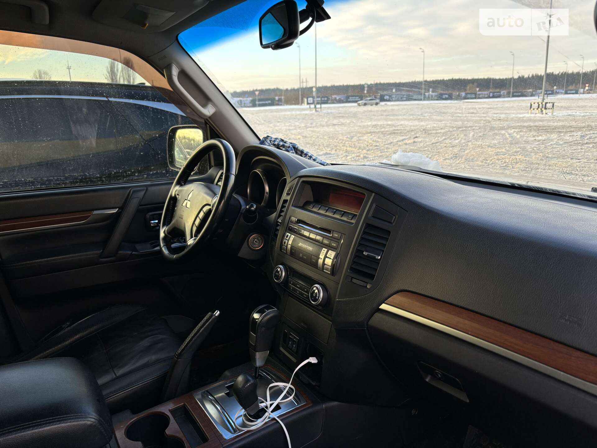 Mitsubishi Pajero Wagon 2008 VIN JMYLRV93W8J002327 фото оголошення 9 з 11