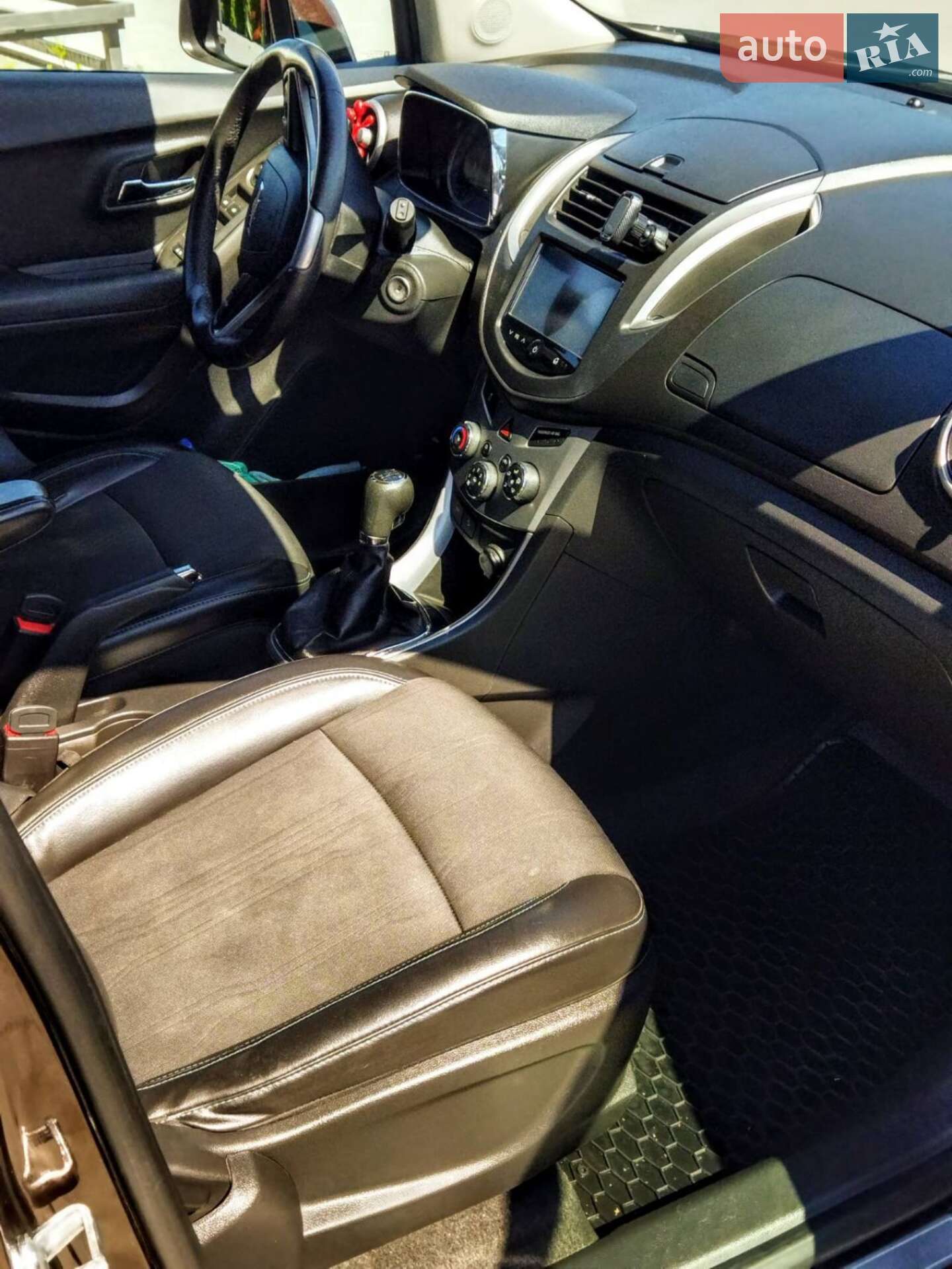 Chevrolet Tracker 2014 VIN Y6DBG7689EB656692 фото оголошення 52 з 119