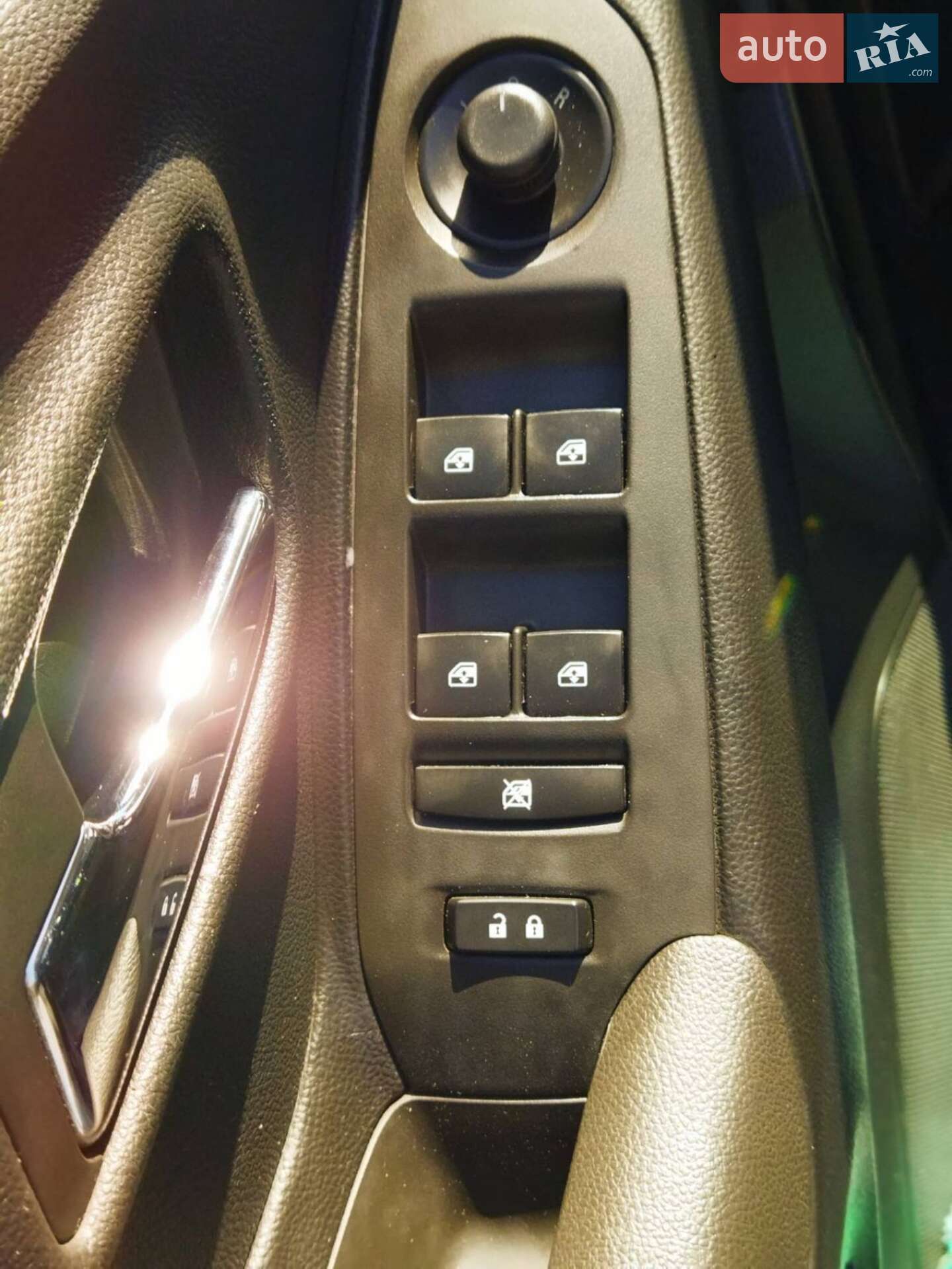 Chevrolet Tracker 2014 VIN Y6DBG7689EB656692 фото оголошення 59 з 119