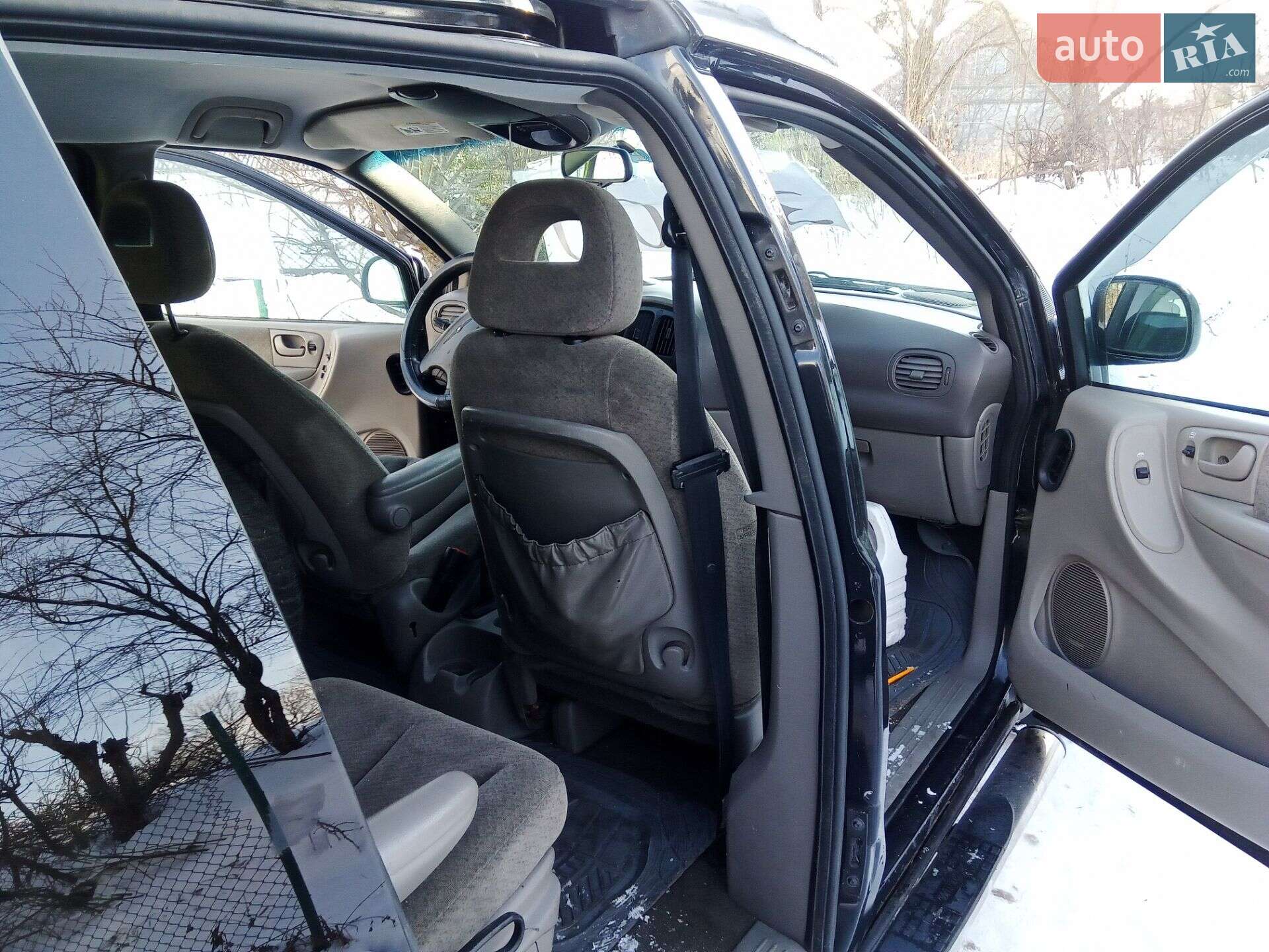 Chrysler Voyager 2001 VIN 1C8GYN2BX1U124269 фото оголошення 9 з 10